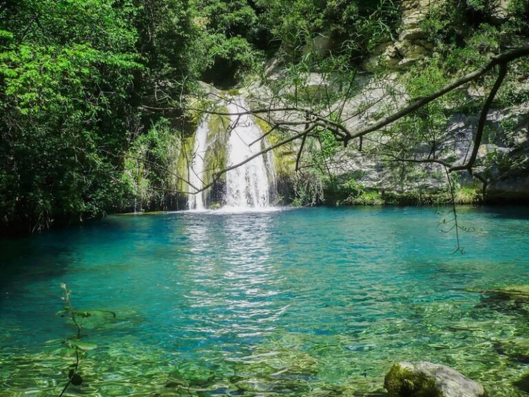 Gorg Blau  Sant Aniol d'Aguja